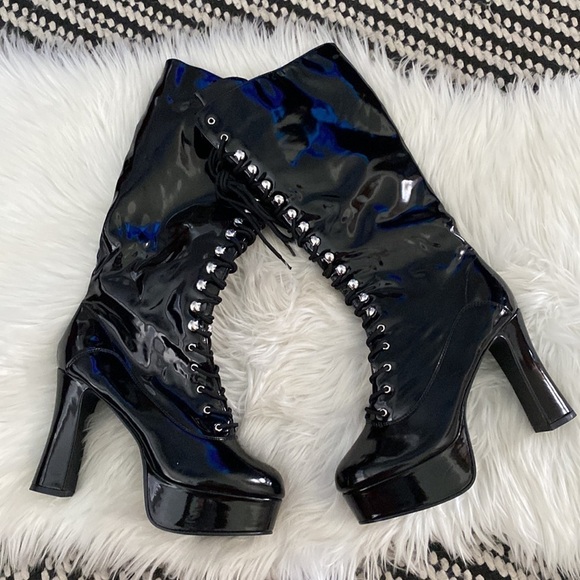 Black patent leather platform lace up boots - Picture 4 of 8